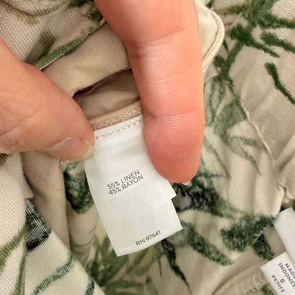 J. Jill Wide Leg Linen Blend Cropped Botanical Print Pants (Small P) Flowy Light - Picture 13 of 16